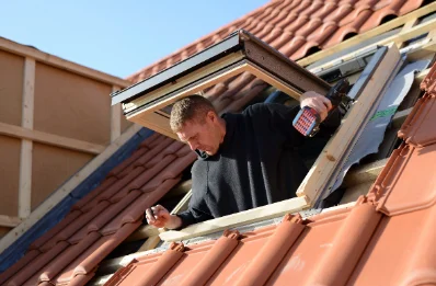 Pose de fenêtres de toit Velux à Chaspinhac